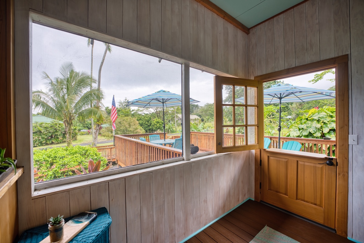 2070 Kalanianaole St Property Photo 21