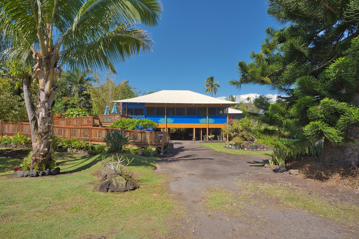 2070 Kalanianaole St Property Photo 22
