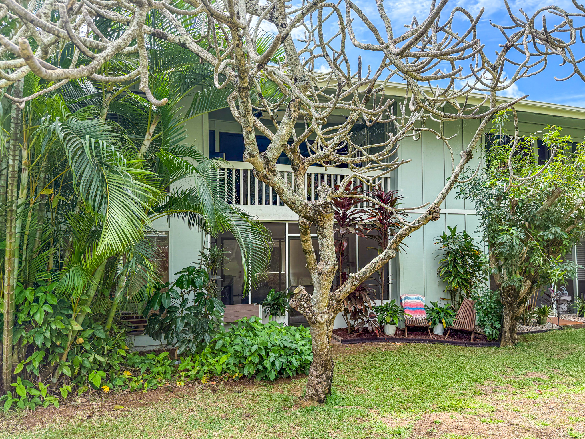 3057 Poipu Rd D13 Property Photo 1