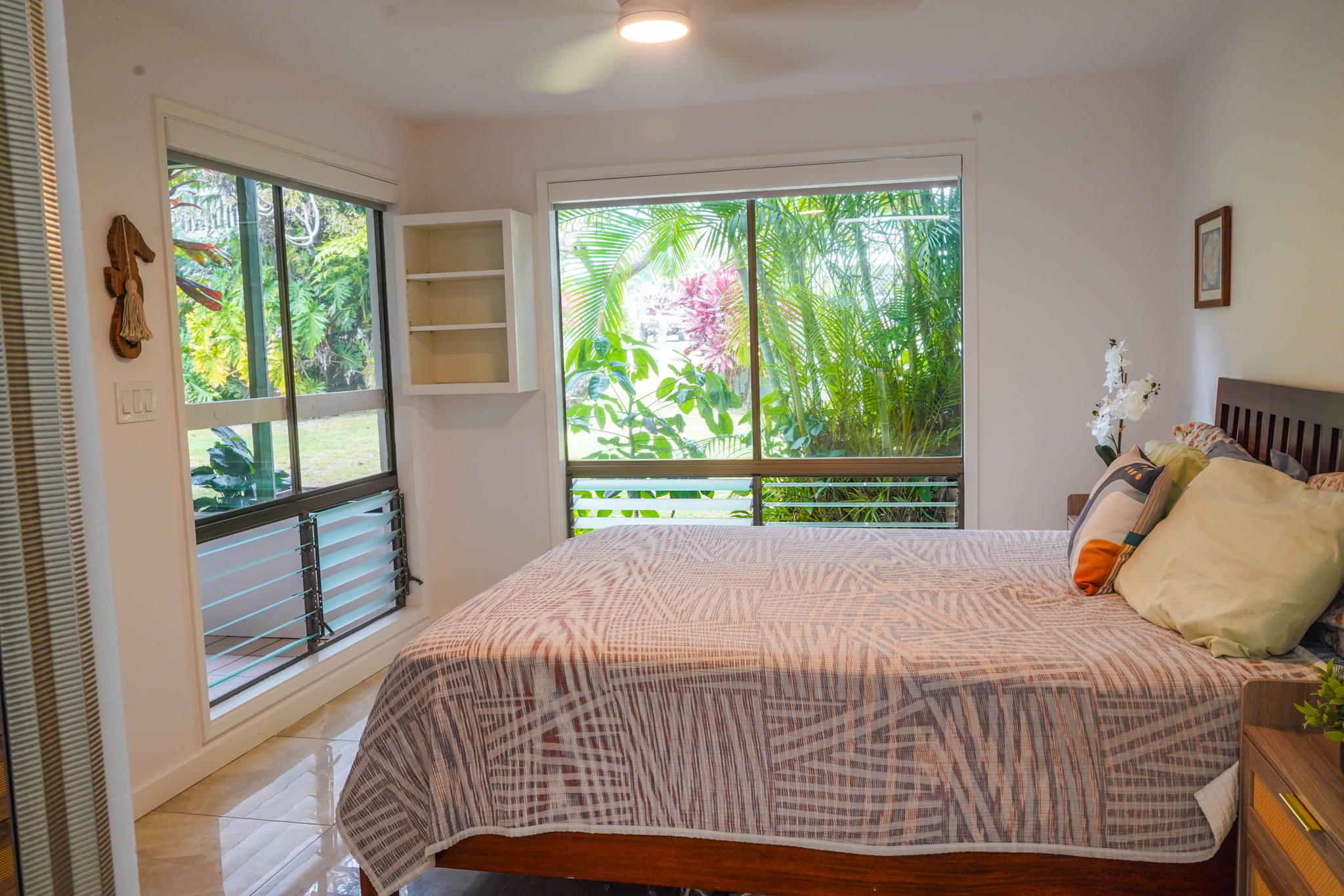 3057 Poipu Rd D13 Property Photo 6