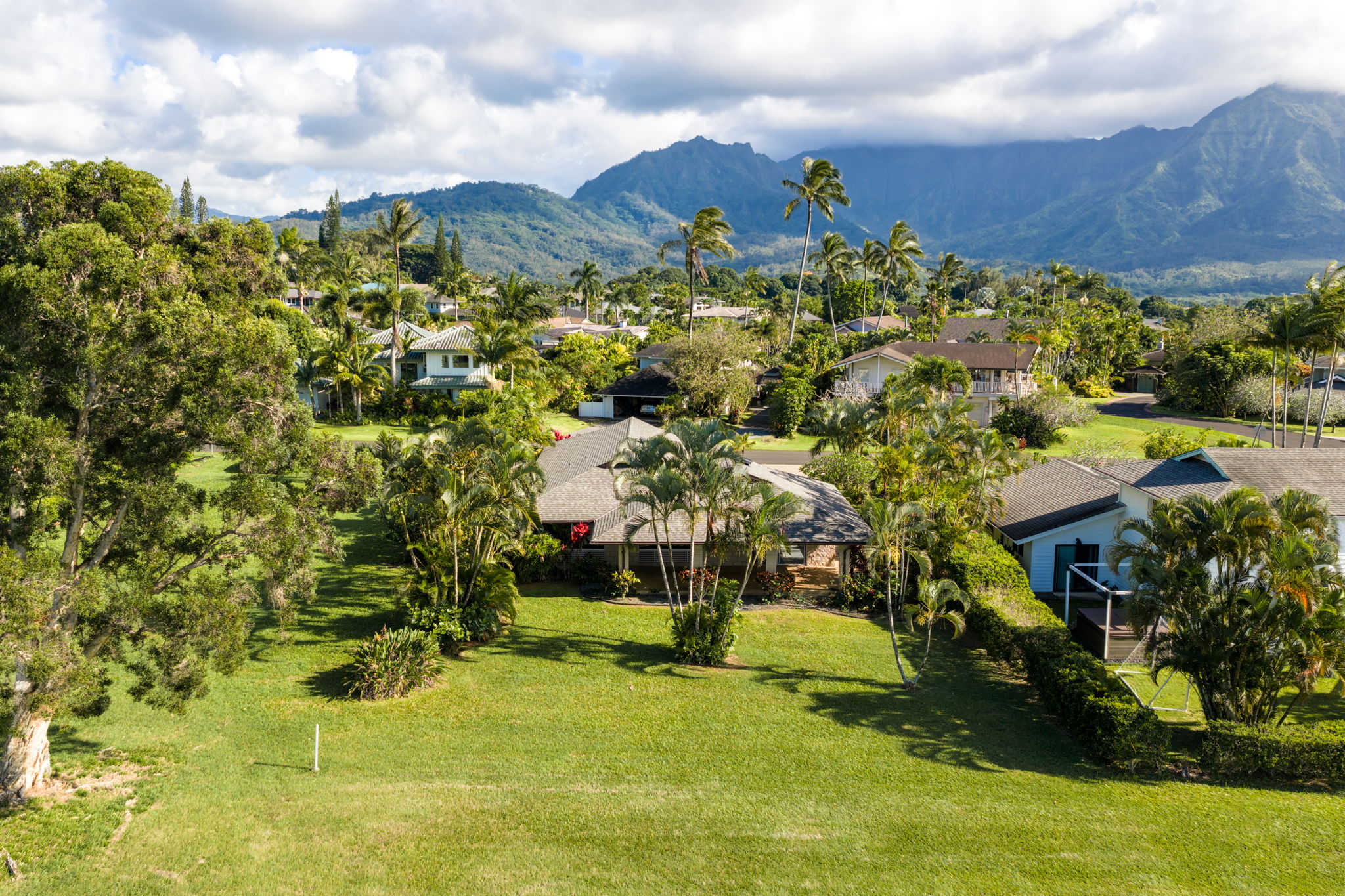 5282 Honoiki Rd Property Photo 3