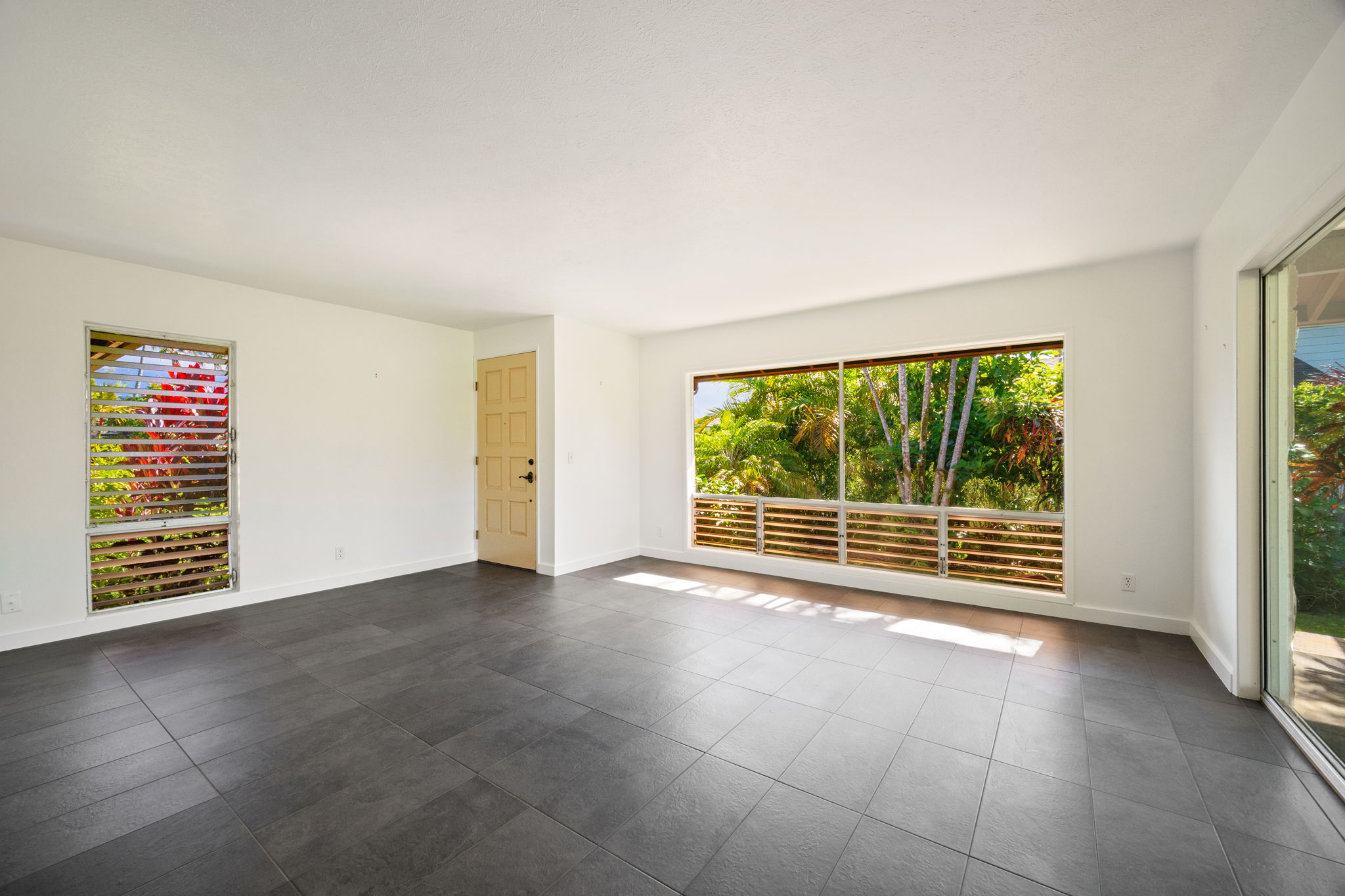 5282 Honoiki Rd Property Photo 6