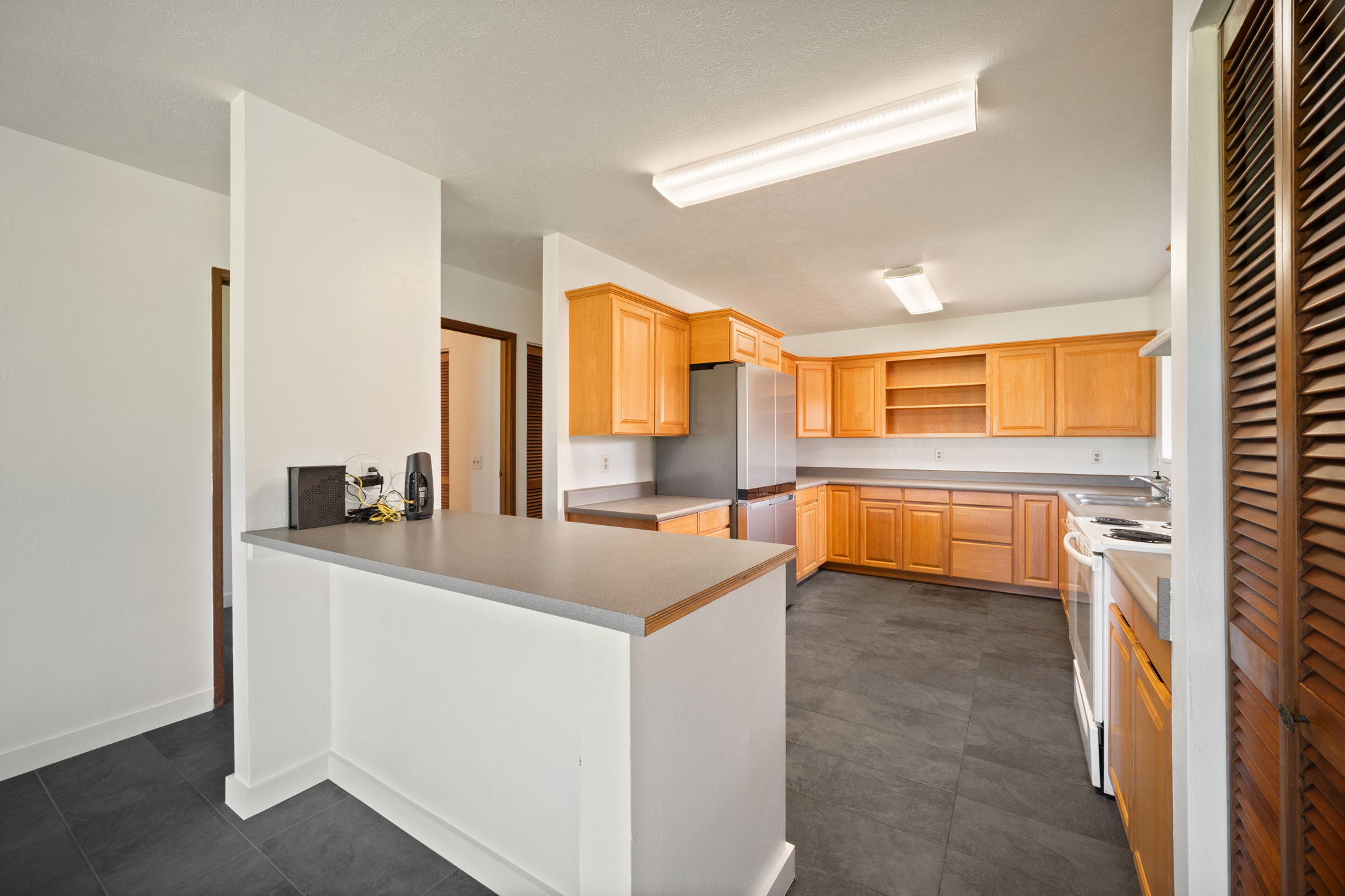 5282 Honoiki Rd Property Photo 10