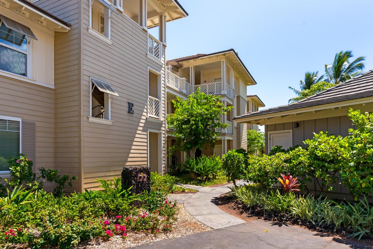 69-200 Pohakulana Pl E23 Property Photo 30