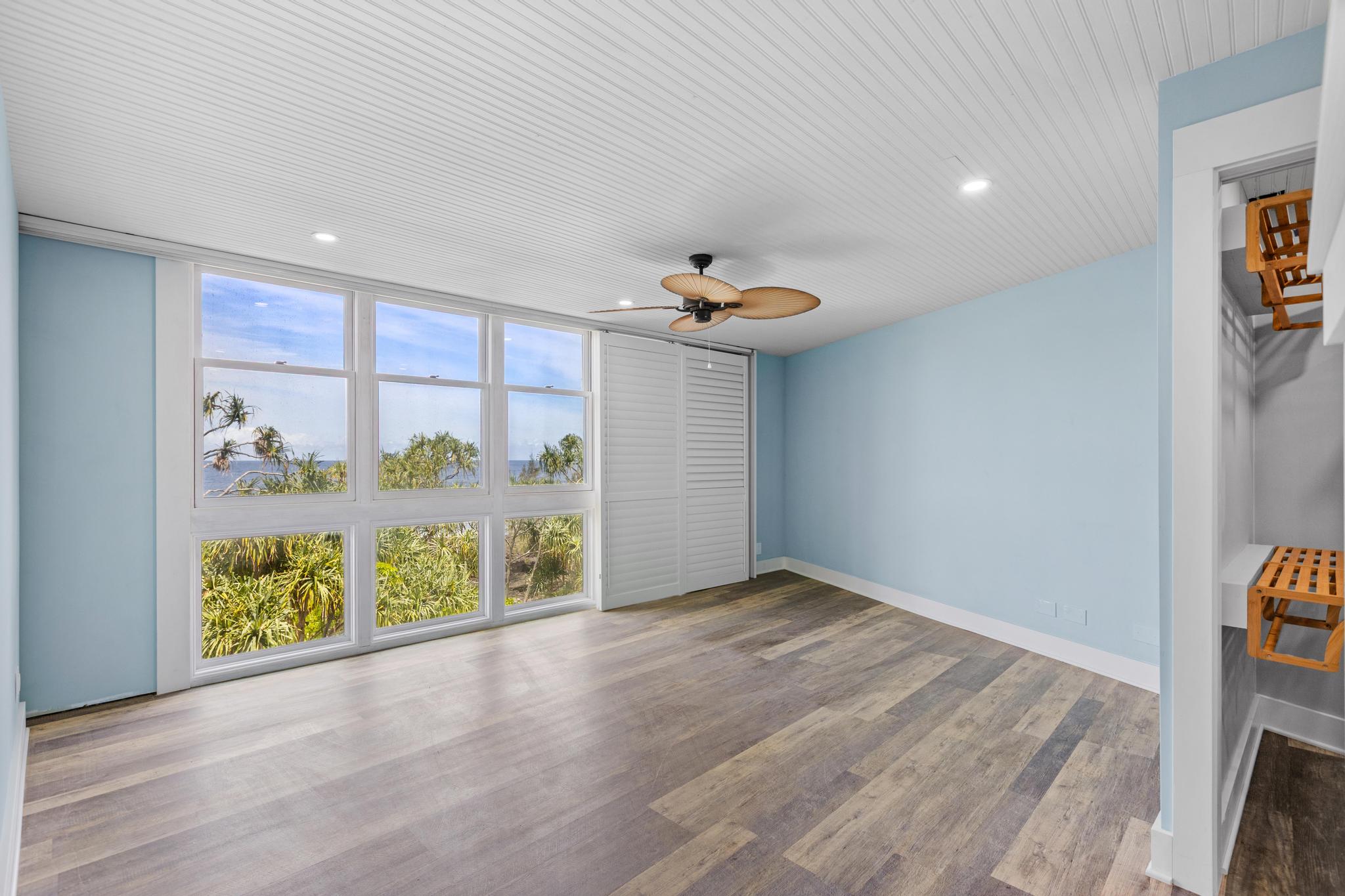 2405 Kalanianaole St 409 Property Photo 4
