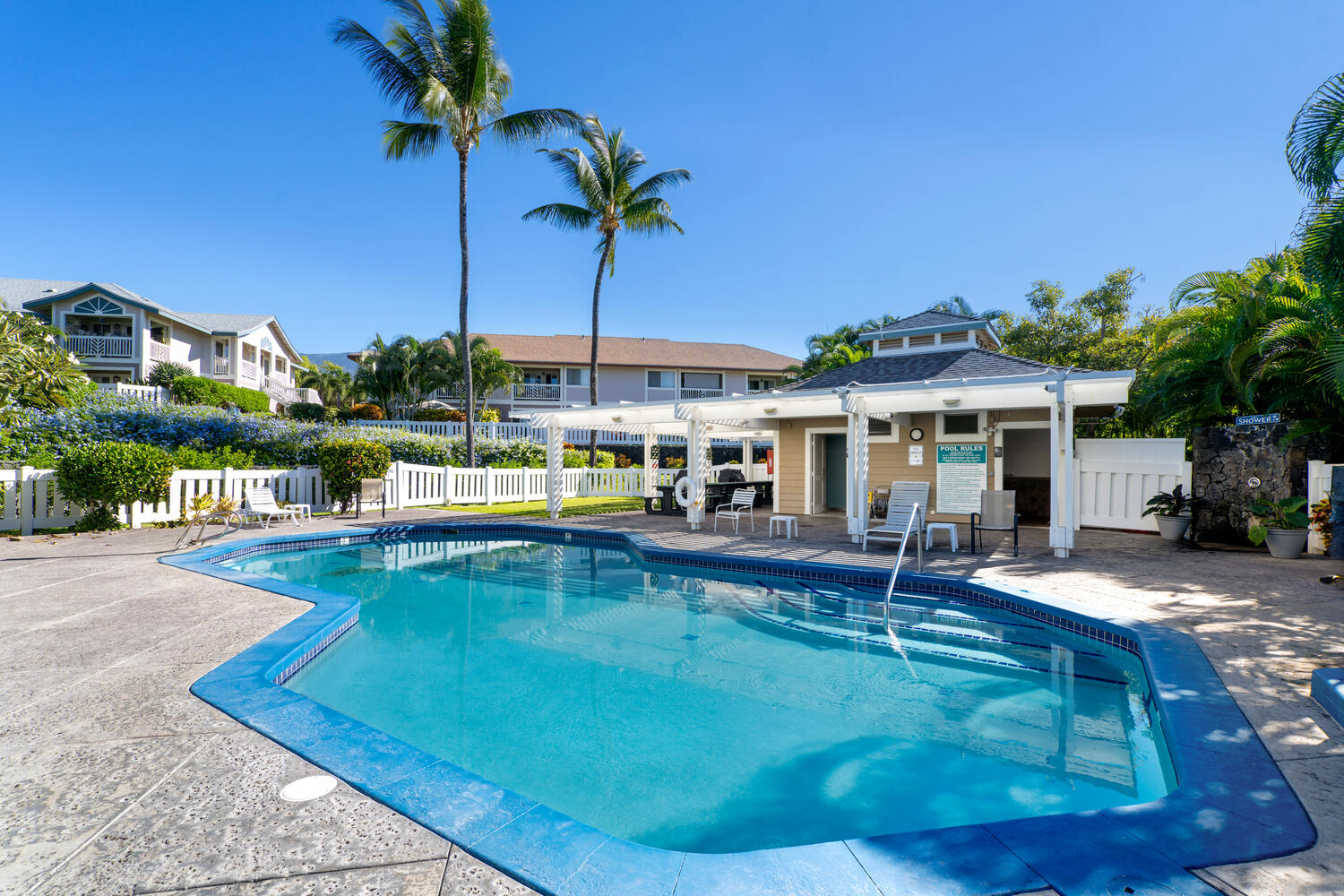 75-6081 Alii Dr W203 Property Photo 28