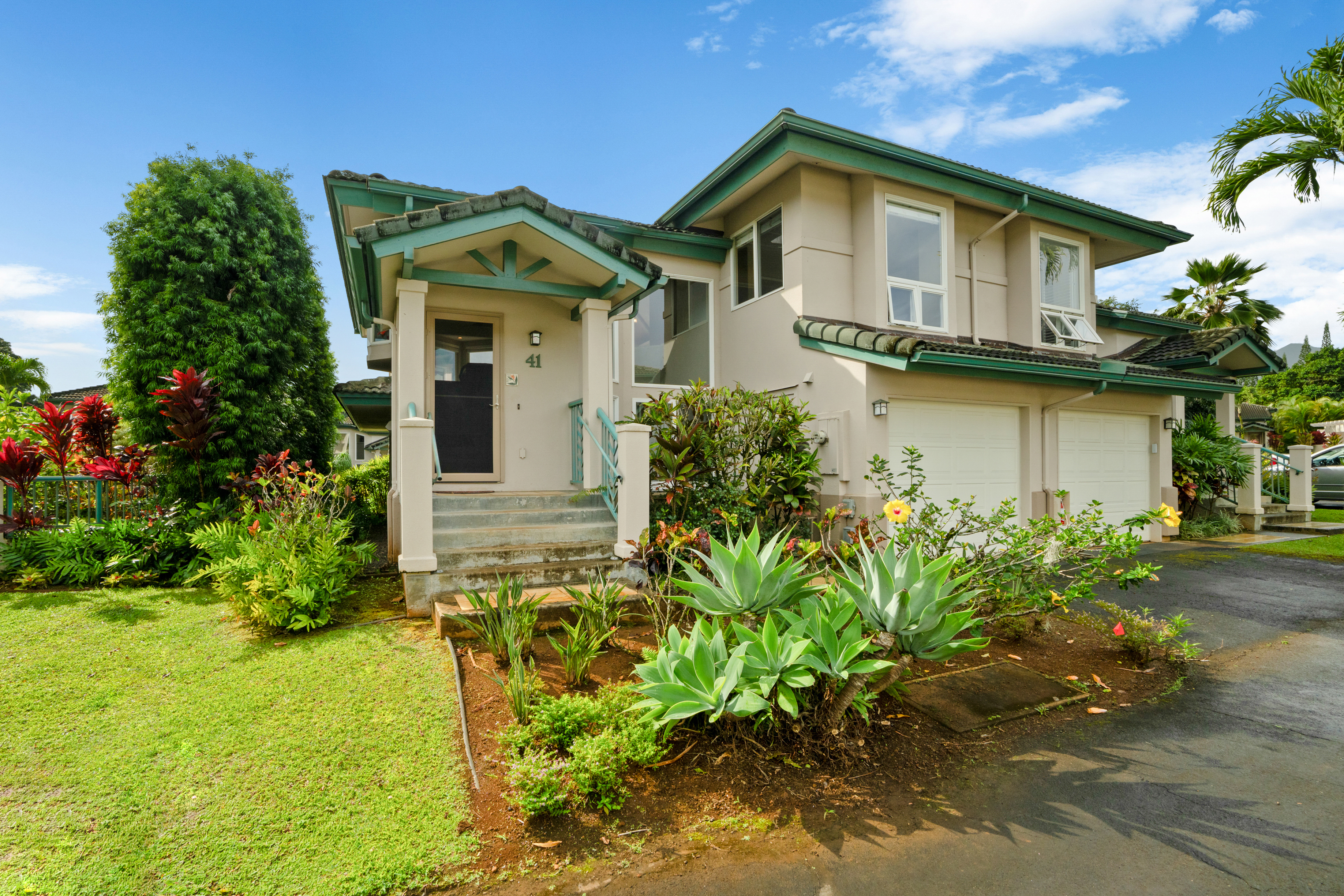 4141 Queen Emma's Dr 41 Property Photo 1