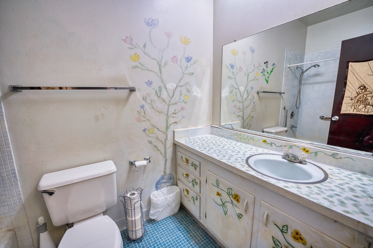 355 Orchid Manor 319 Property Photo 13