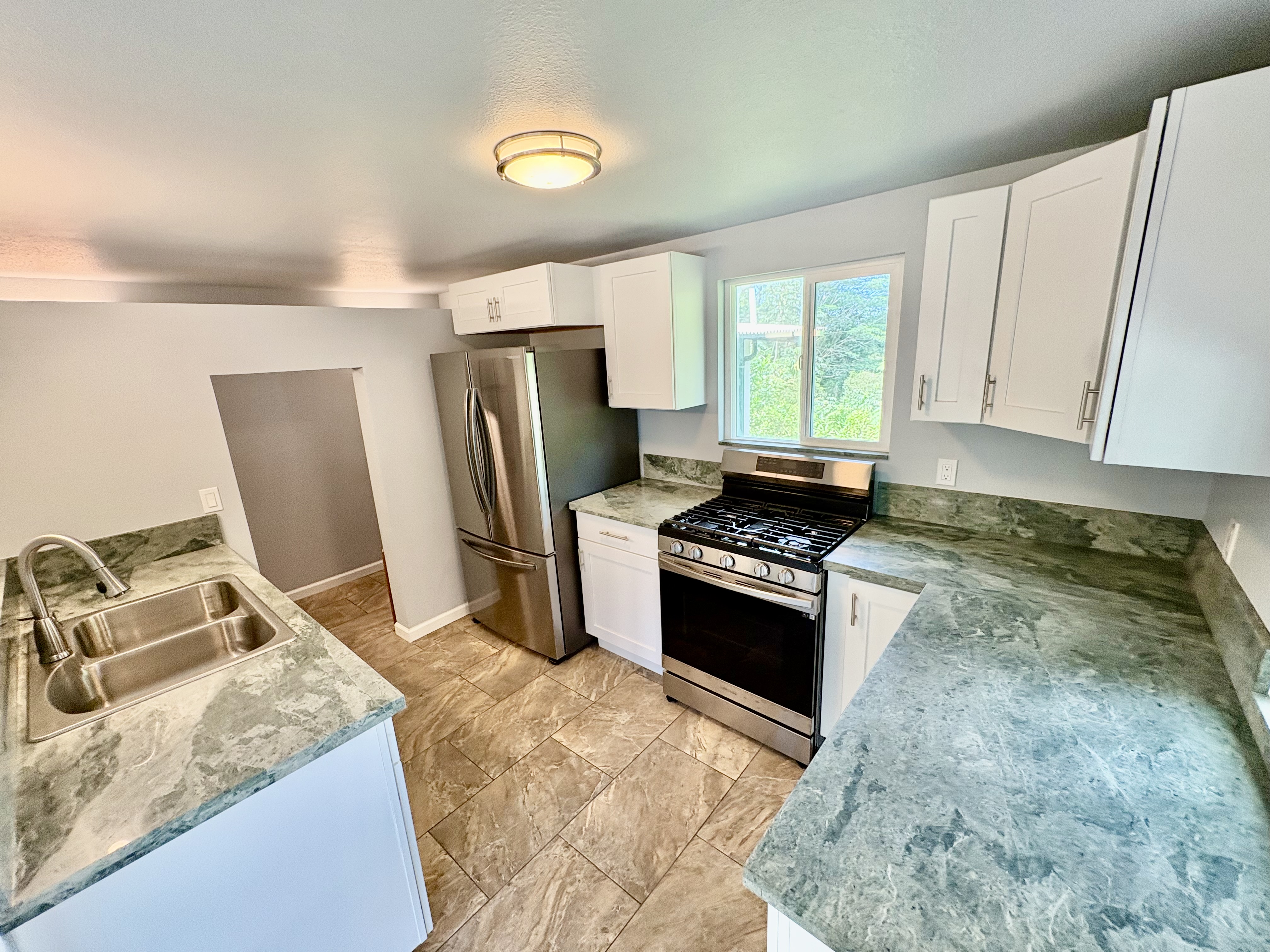 15-1616 Akeakamai Loop Property Photo 4