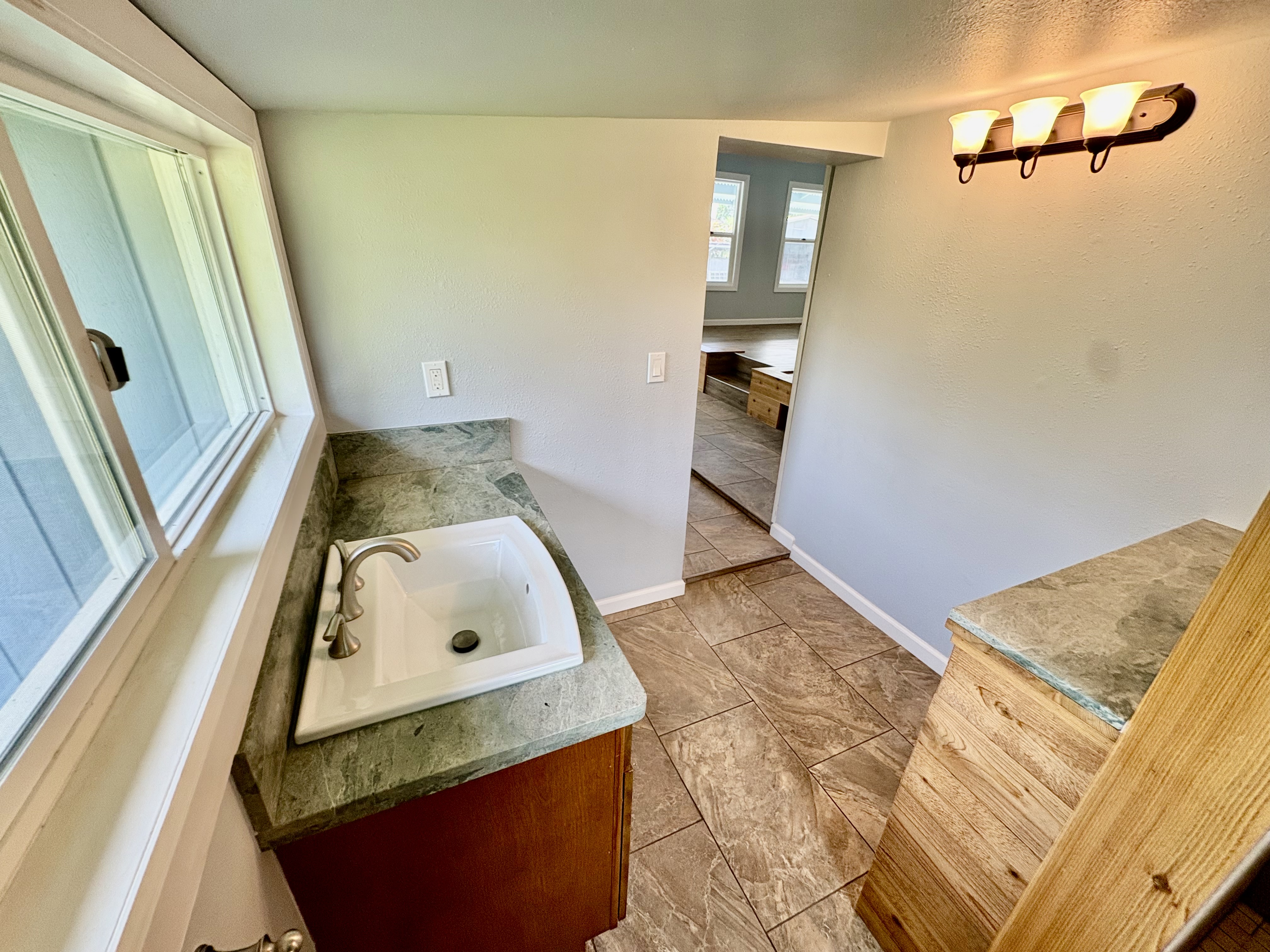 15-1616 Akeakamai Loop Property Photo 9