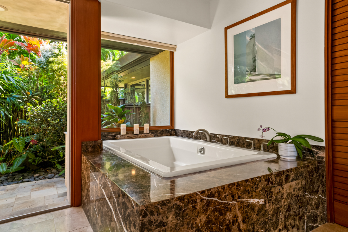 4201 Anini Vista Dr C Property Photo 4