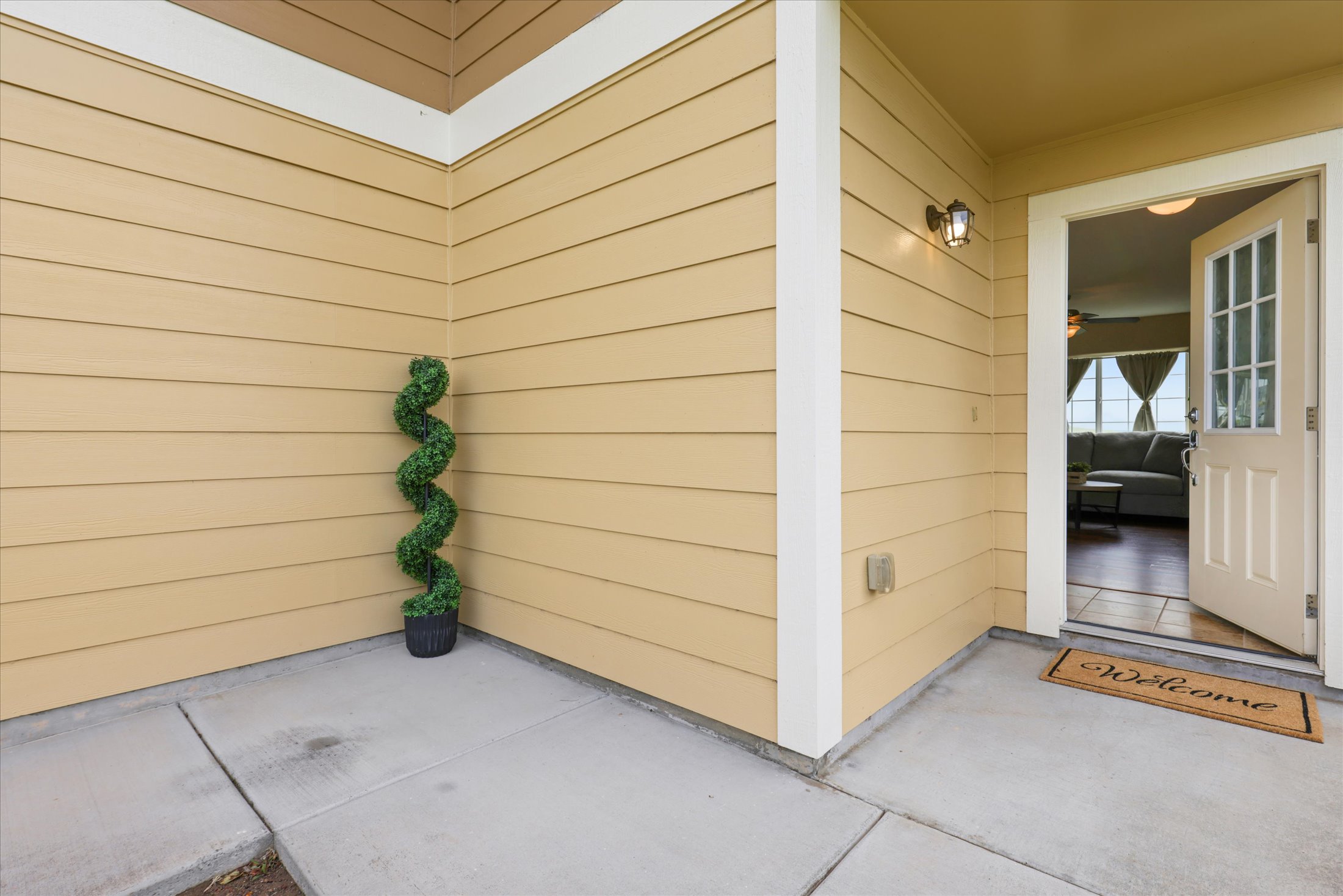 67-1219 Neleau Pl Property Photo 4