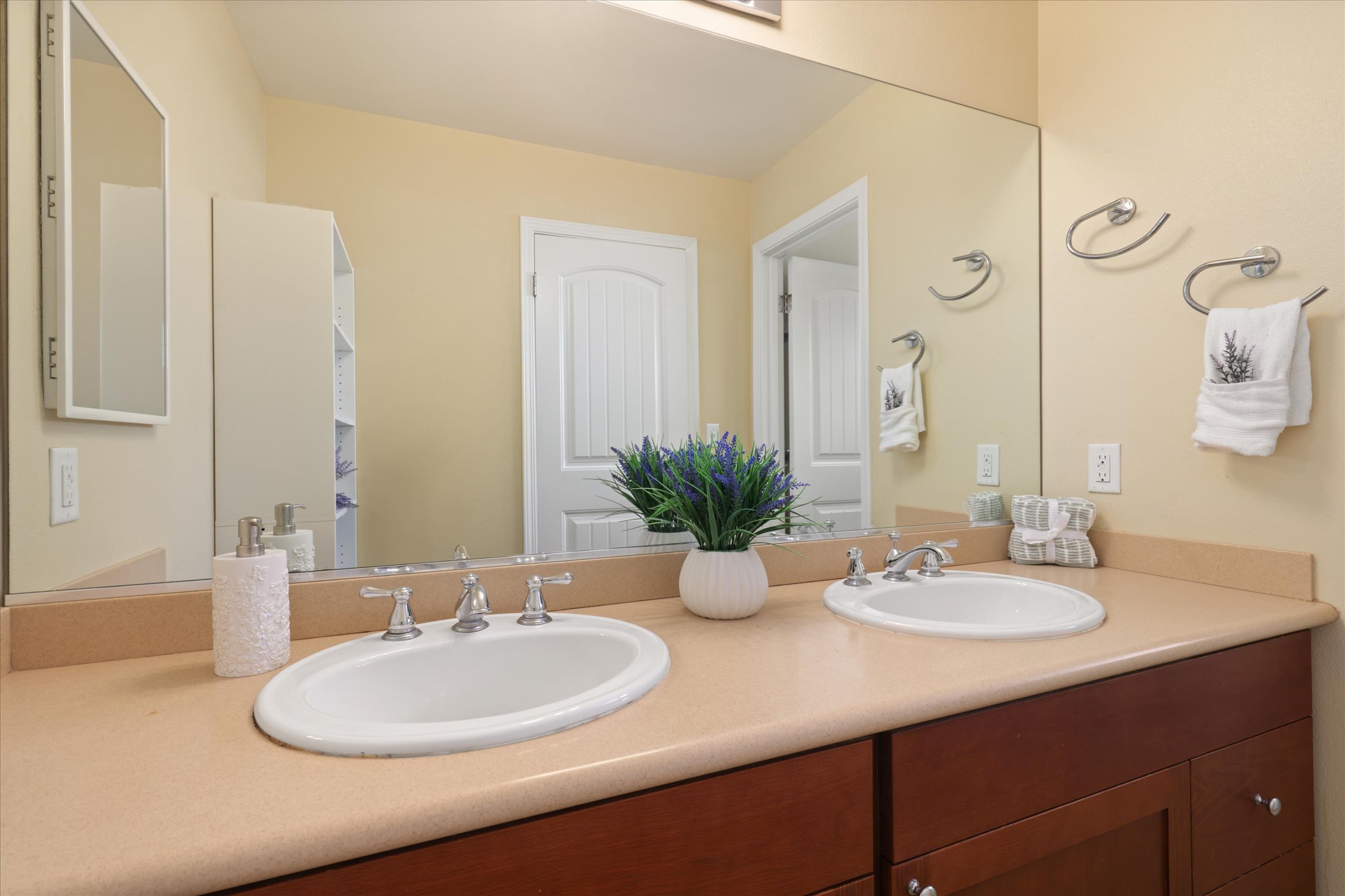 67-1219 Neleau Pl Property Photo 18