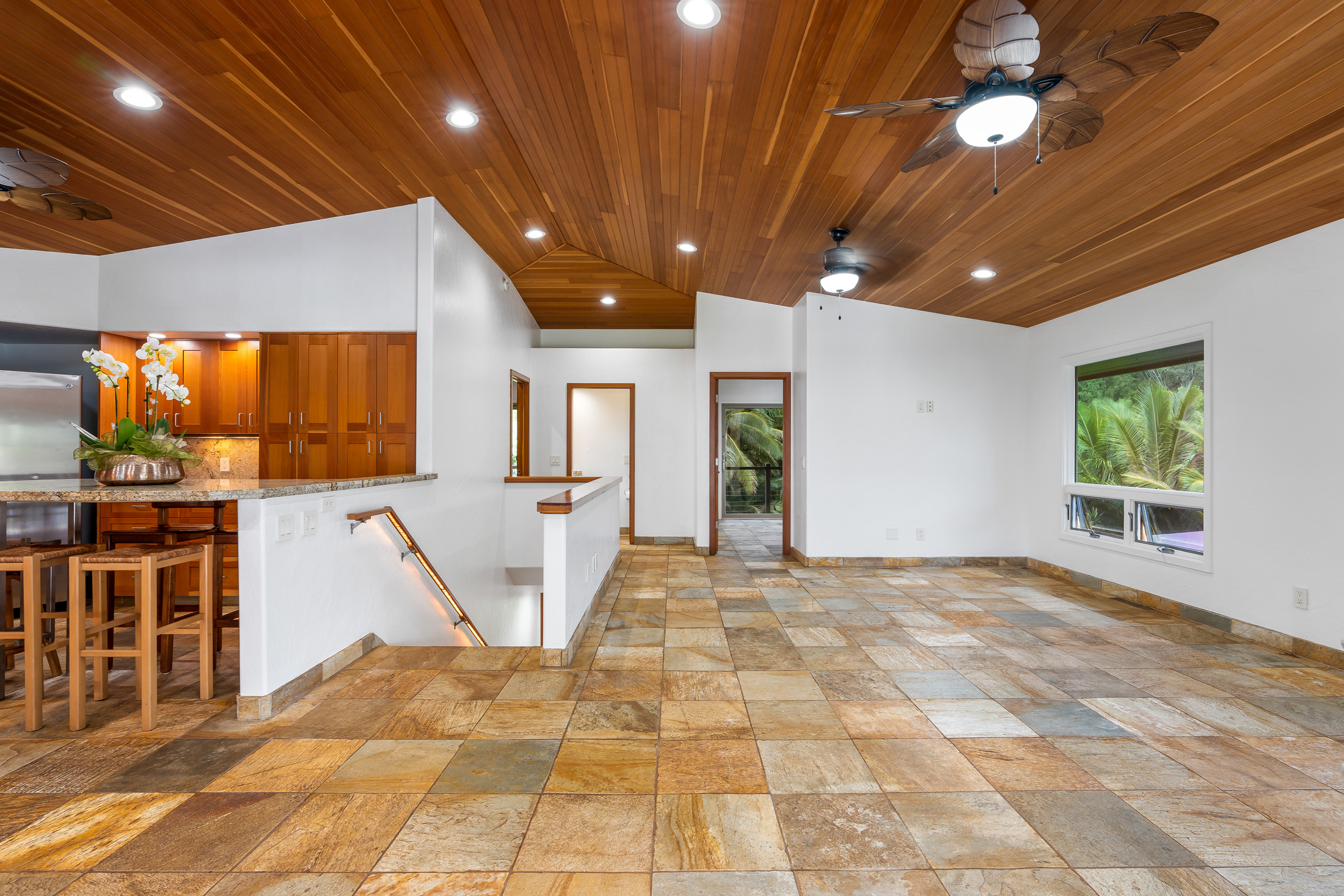 4735 Aliomanu Rd A Property Photo 6