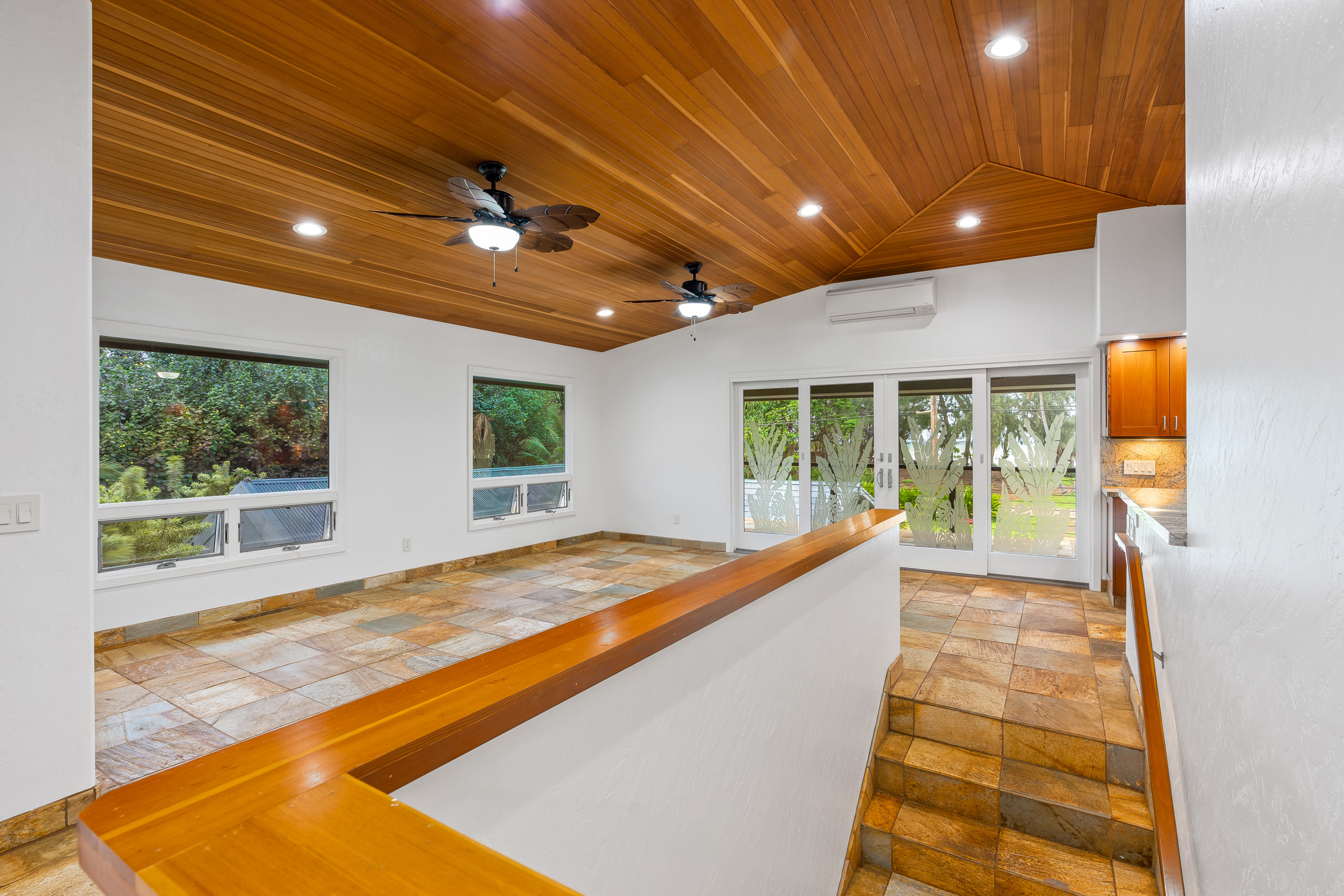 4735 Aliomanu Rd A Property Photo 10