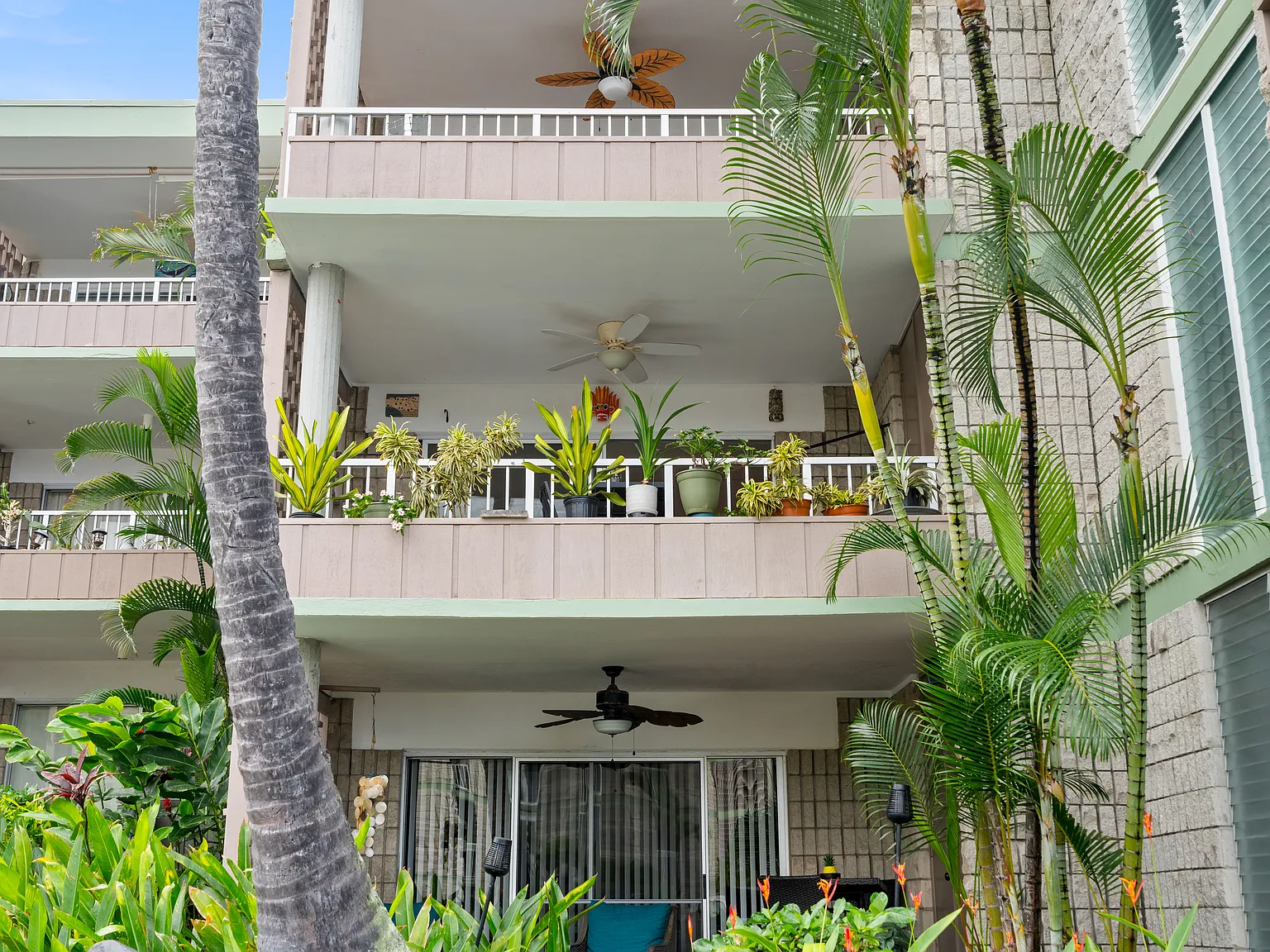 75-6016 Alii Dr 238 Property Photo 11
