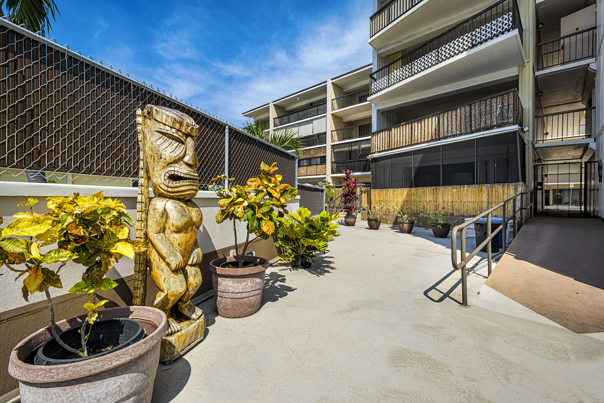 75-5719 Alii Dr 220 Property Photo 16