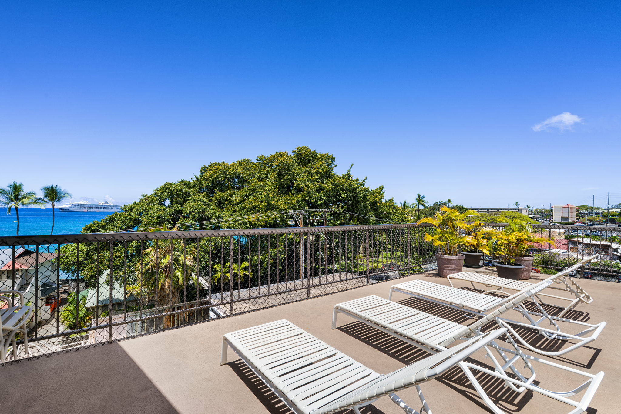 75-5719 Alii Dr 220 Property Photo 17