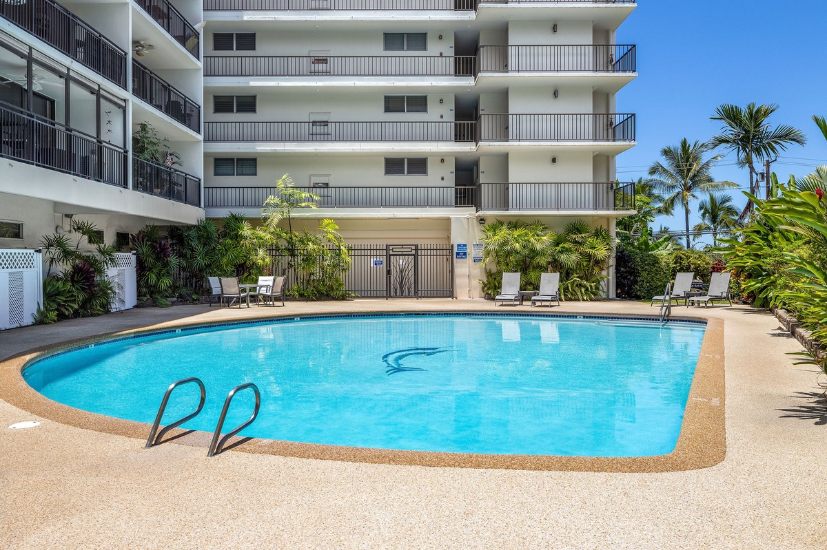 75-5782 Kuakini Highway 410 Property Photo 20