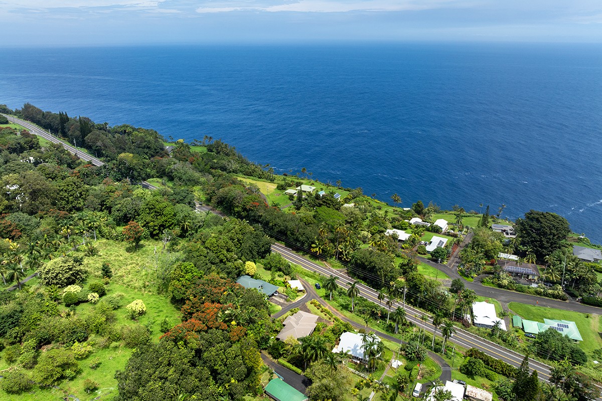 35-2049 Hawaii Belt Rd 2 Property Photo 1