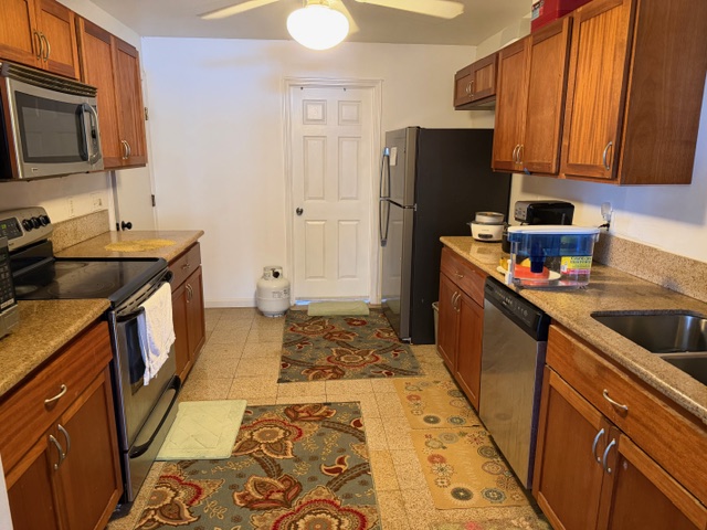768 La Hou St Property Photo 12