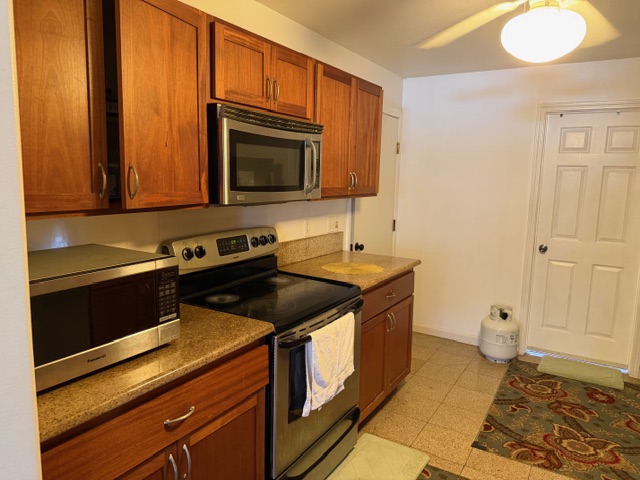 768 La Hou St Property Photo 13