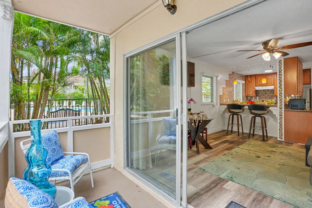 525 ALEKA LP B8 Property Photo 1