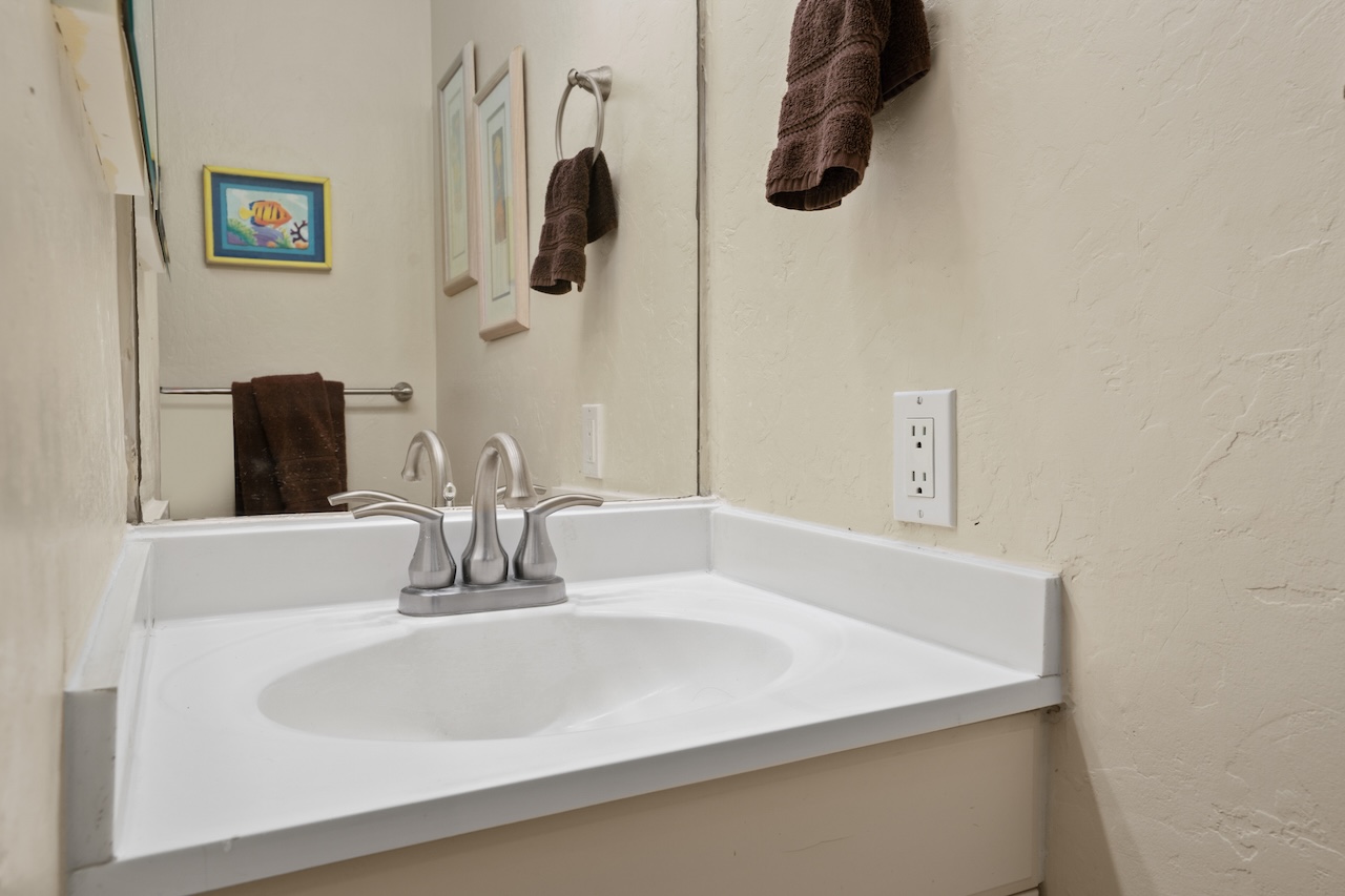 2330 Hoohu Rd 27 Property Photo 21