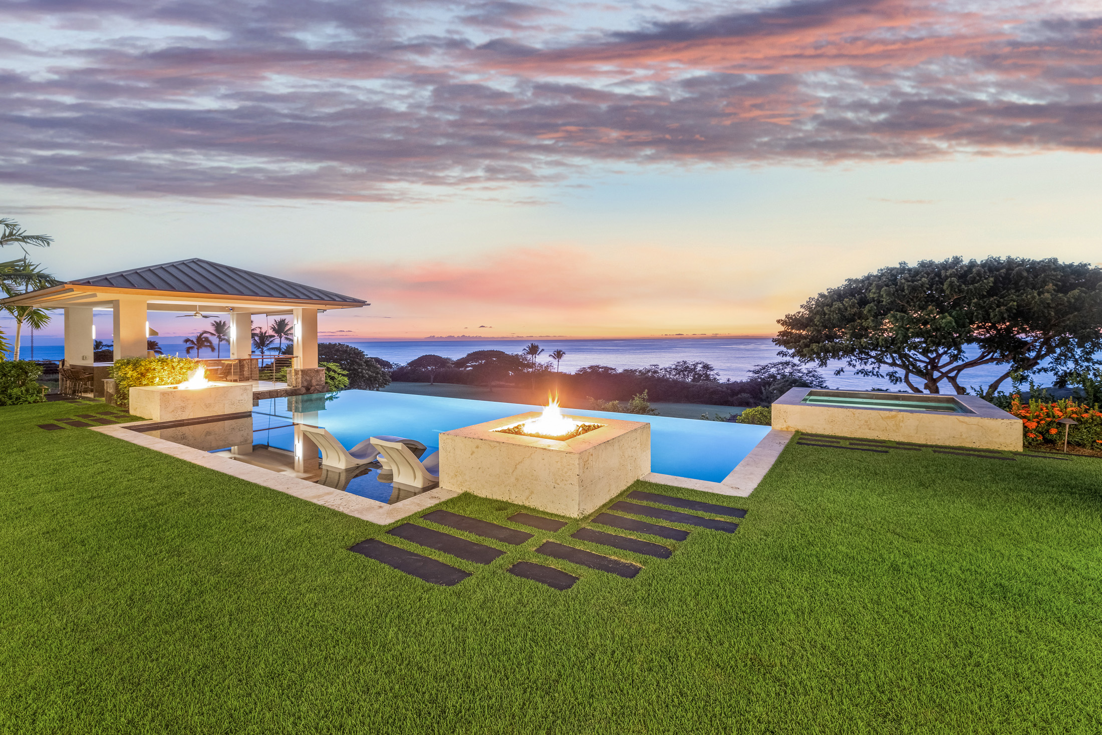 81-6575 Hiaaiono Pl Property Photo 3