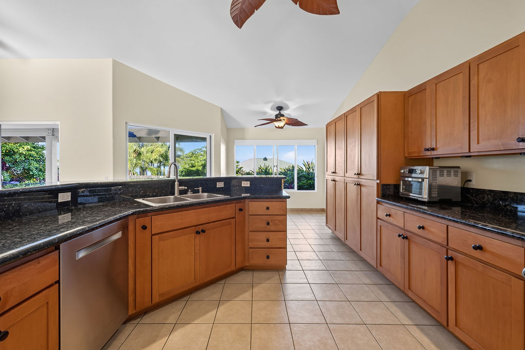 77-464 Moeuhane Pl Property Photo 15