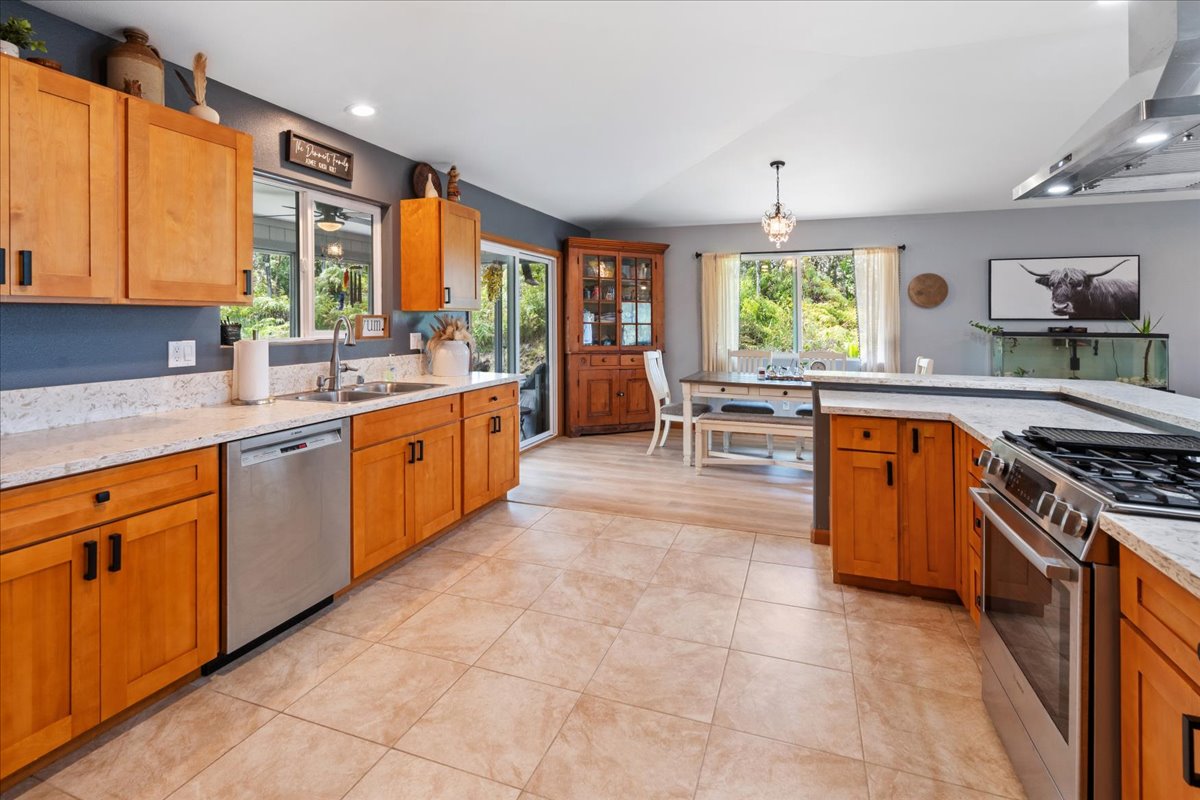 15-2804 Maiko St Property Photo 10