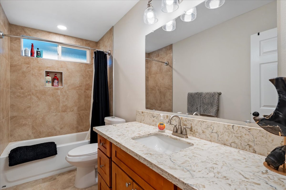 15-2804 Maiko St Property Photo 24