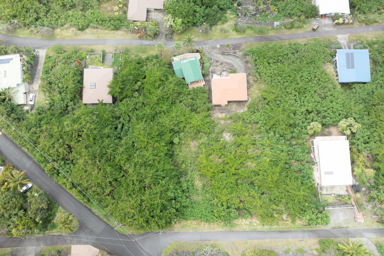 Road E Property Photo 2