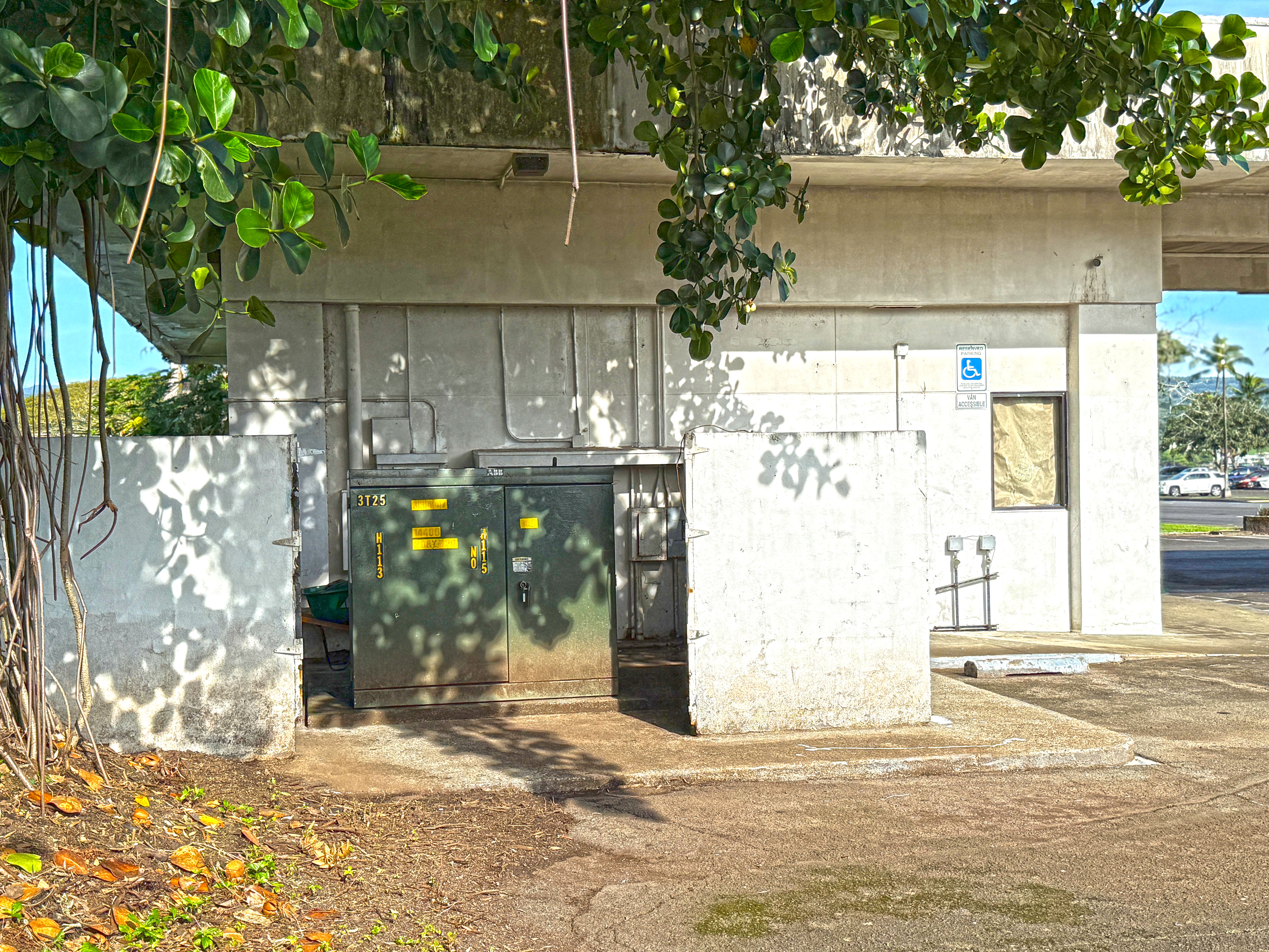 744 Kamehameha Ave Property Photo 5