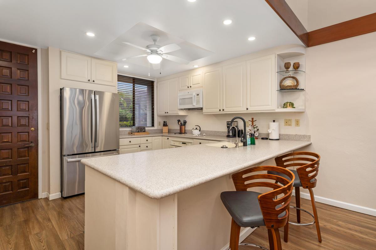 78-6920 Alii Dr 320 Property Photo 10
