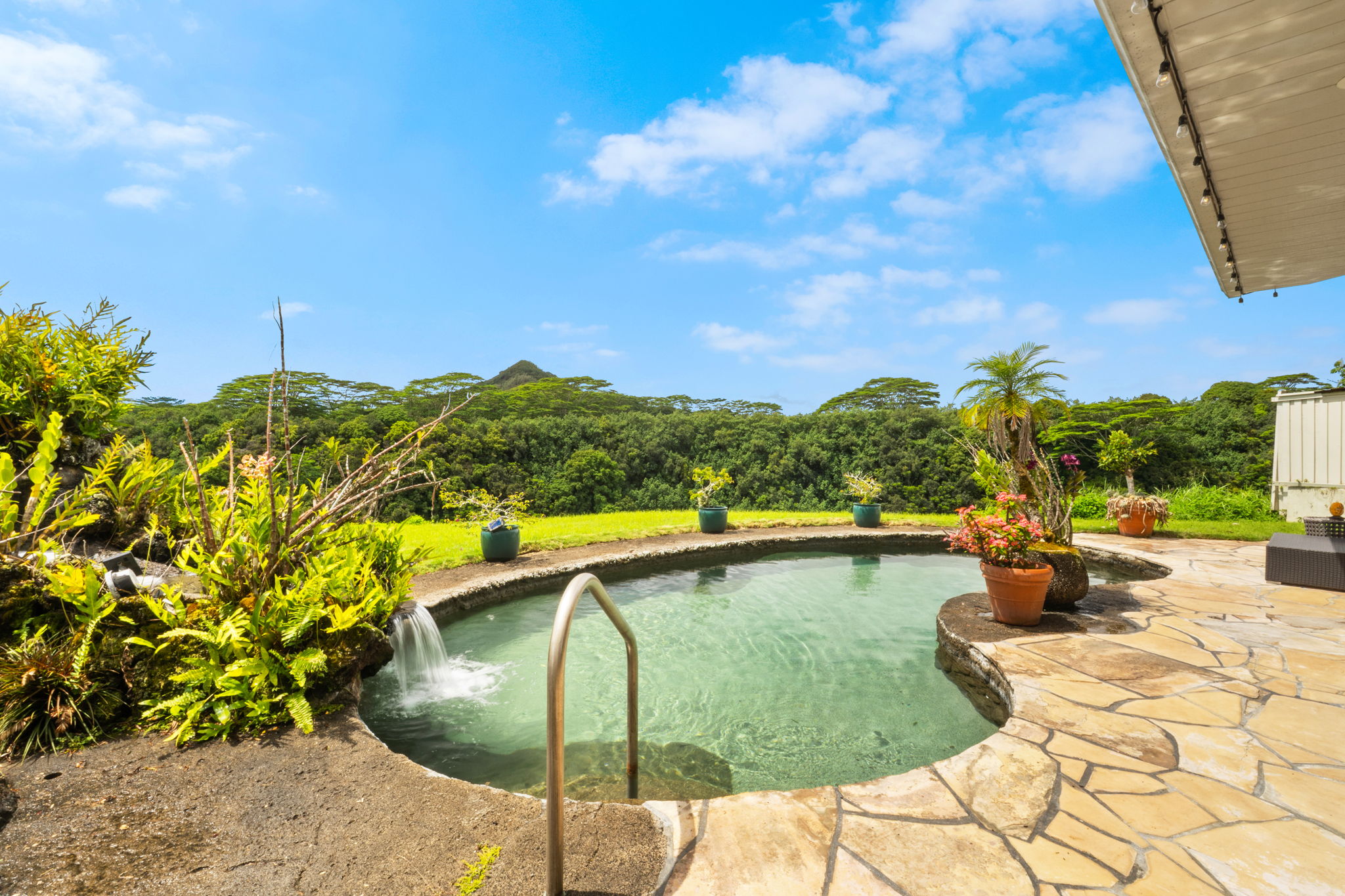 6474 Kaahele St Property Photo 10