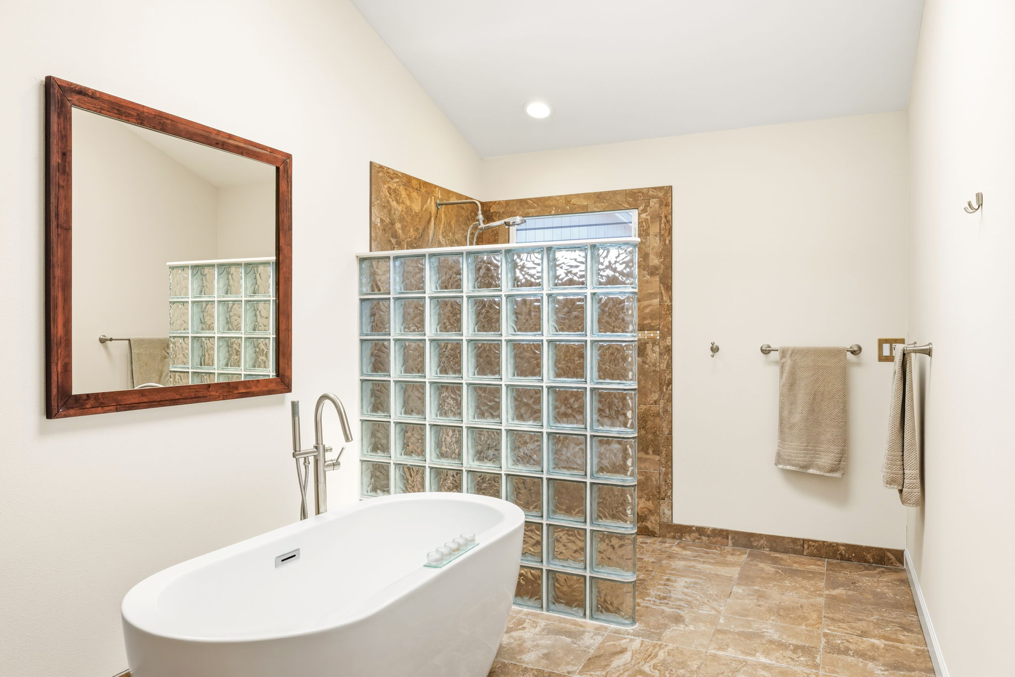 6474 Kaahele St Property Photo 20