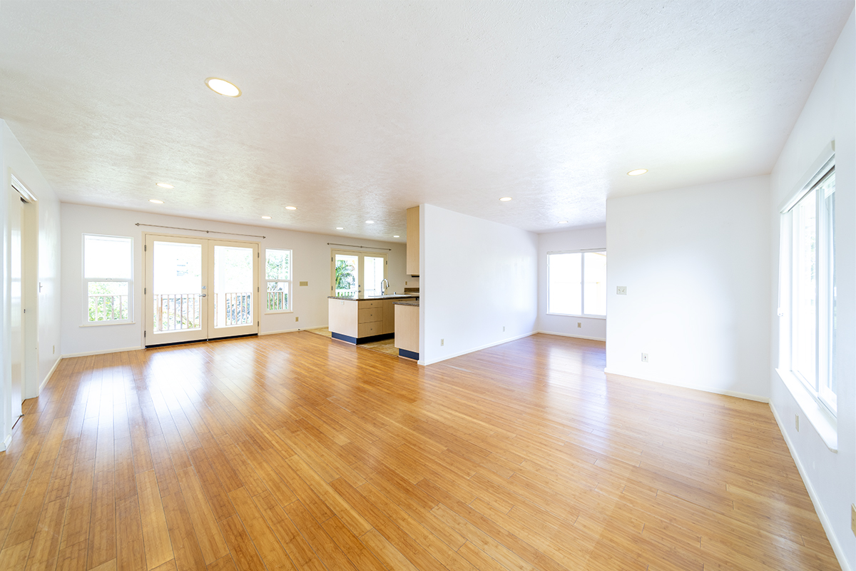 955 Kukuau St Property Photo 4