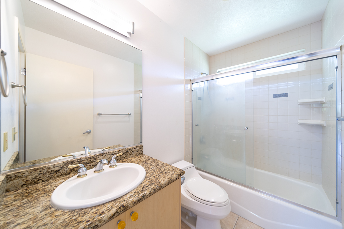 955 Kukuau St Property Photo 13
