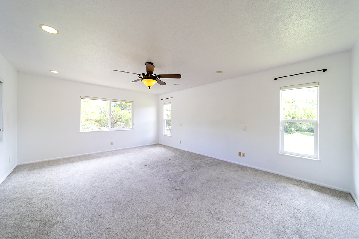 955 Kukuau St Property Photo 14