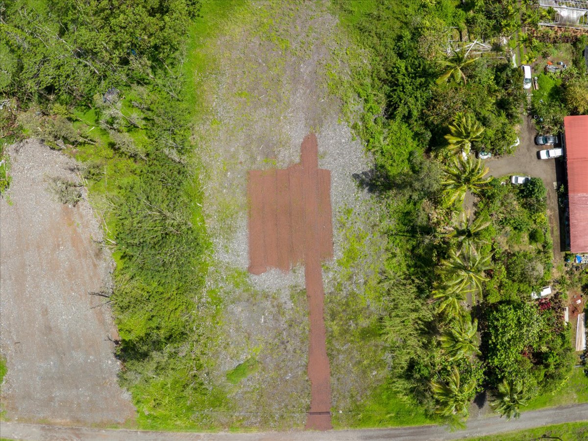 38th Ave Property Photo 8