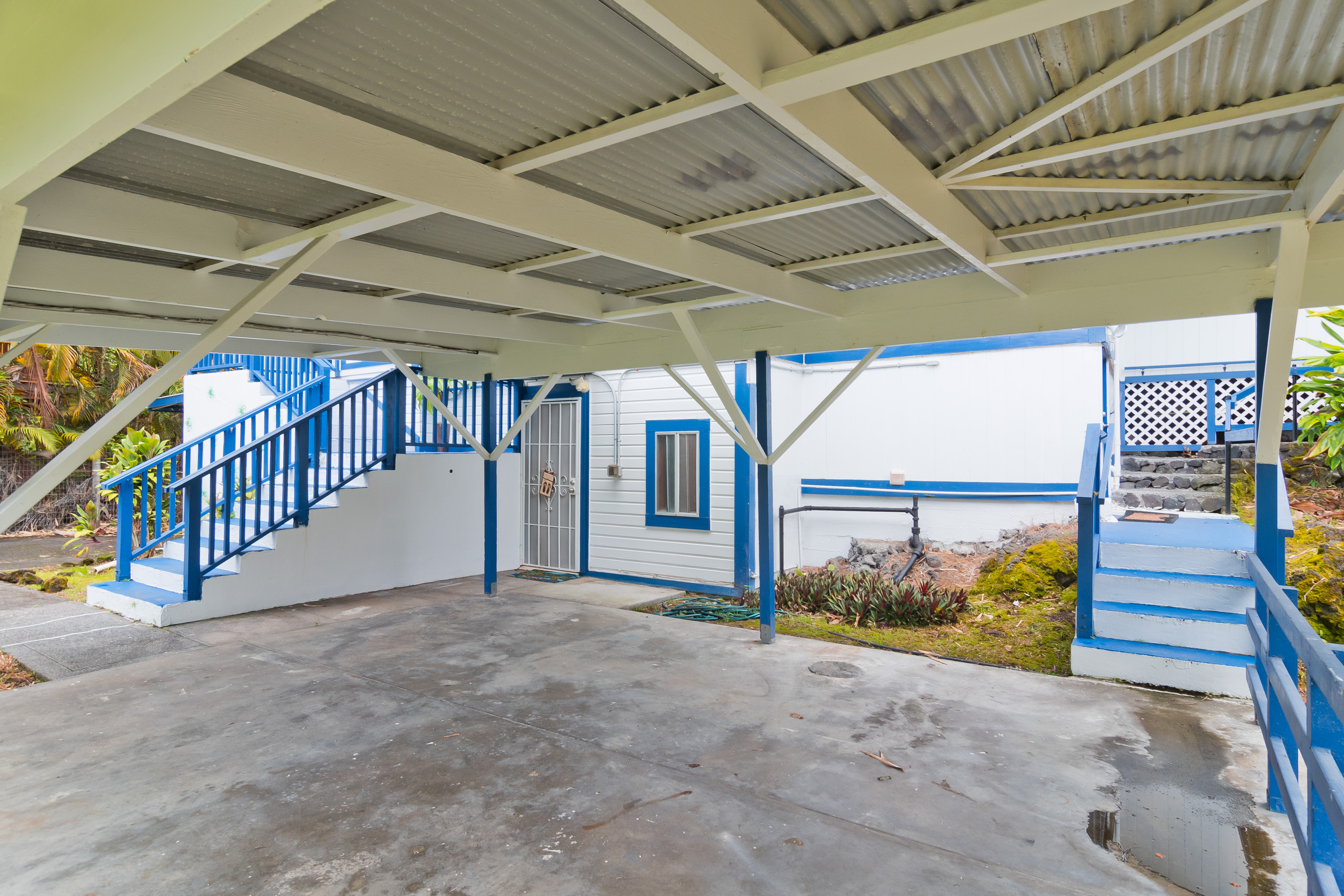 2048 Kalanianaole St Property Photo 16