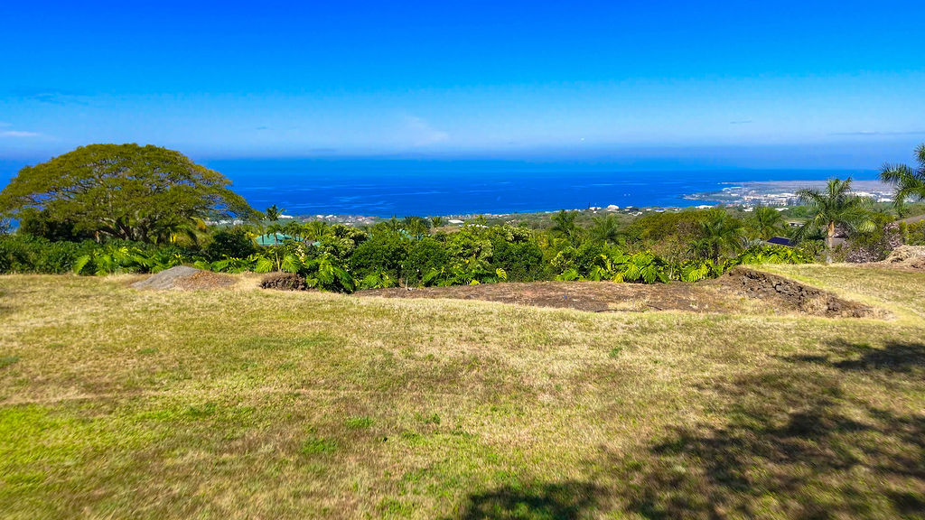 75-668 Pu Hoaloha Pl Property Photo 6