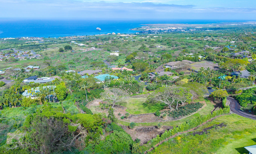 75-668 Pu Hoaloha Pl Property Photo 10