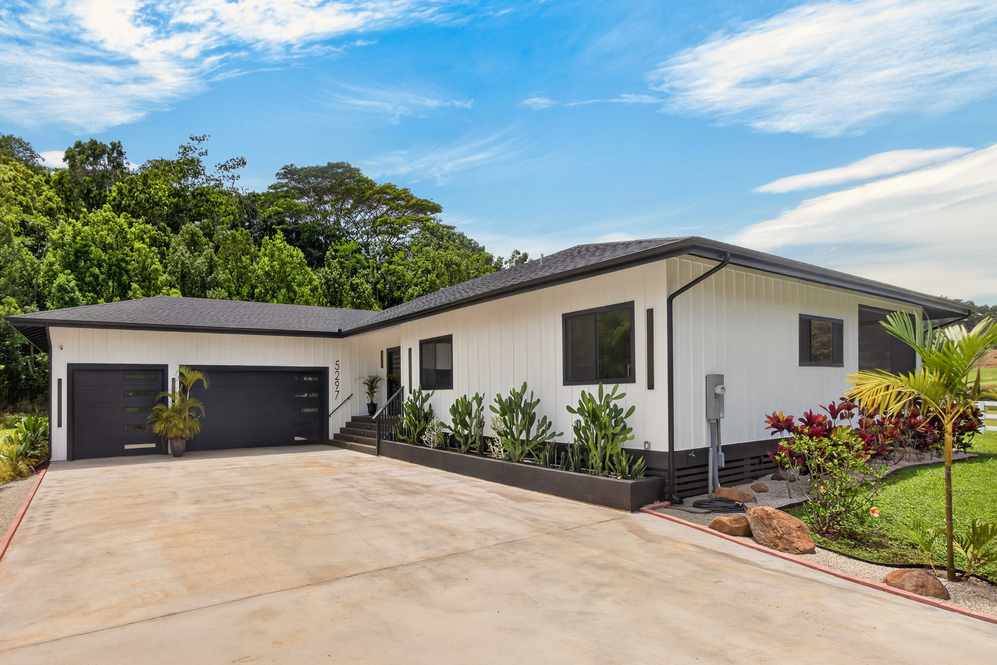5297-a Iana Pl Property Photo 2