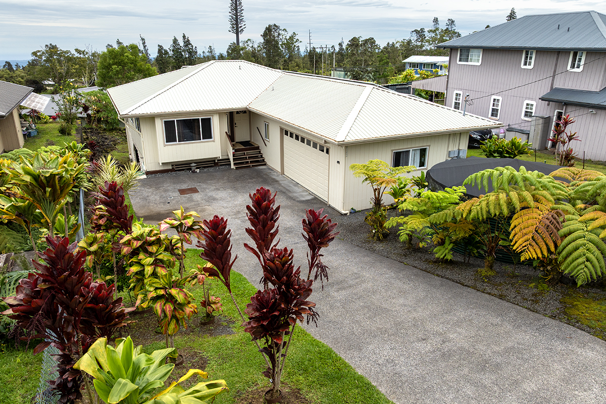 25-42 PUKANA LA ST Property Photo 1