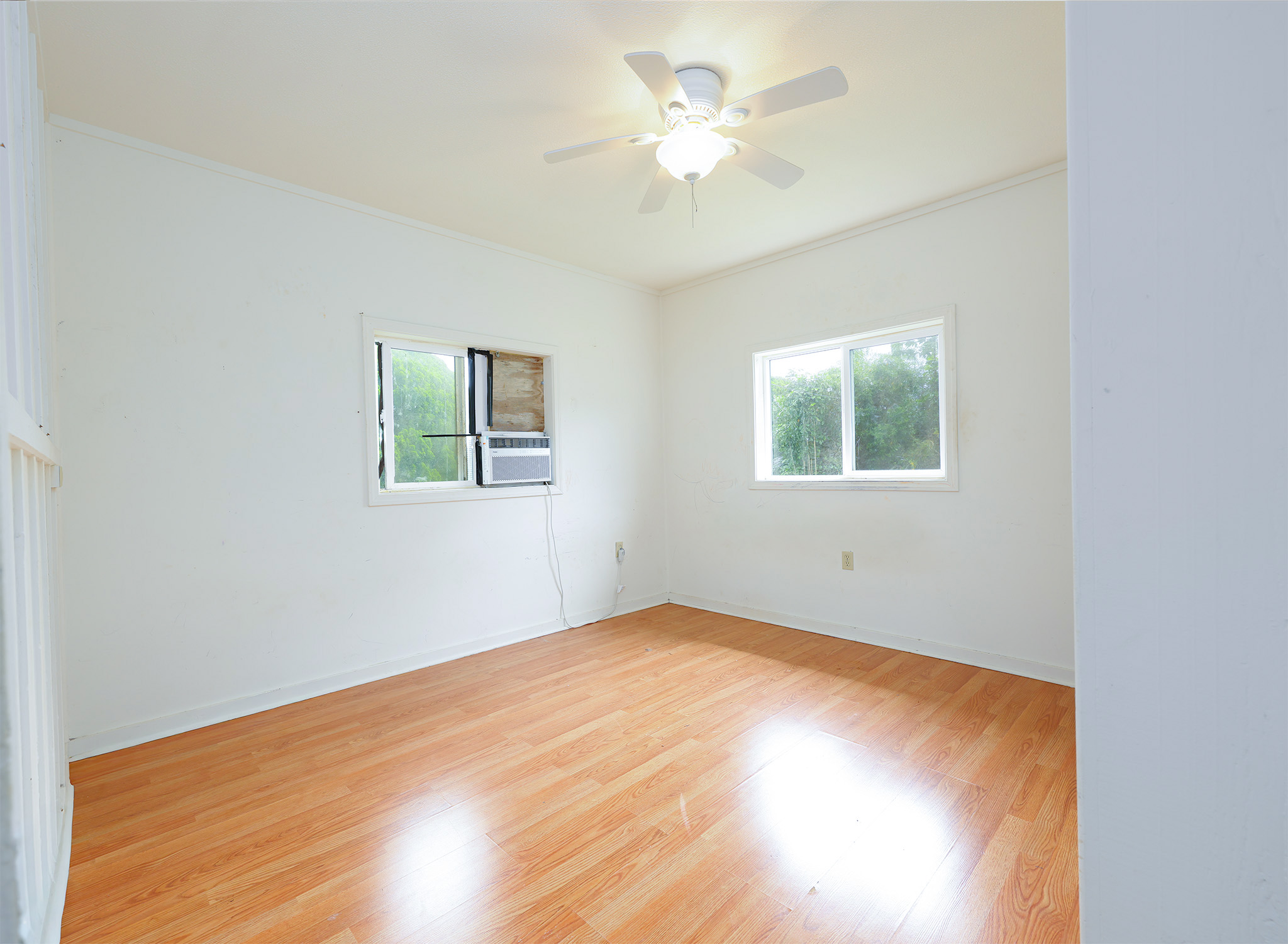 54-2379 Kynnersley Rd Property Photo 11