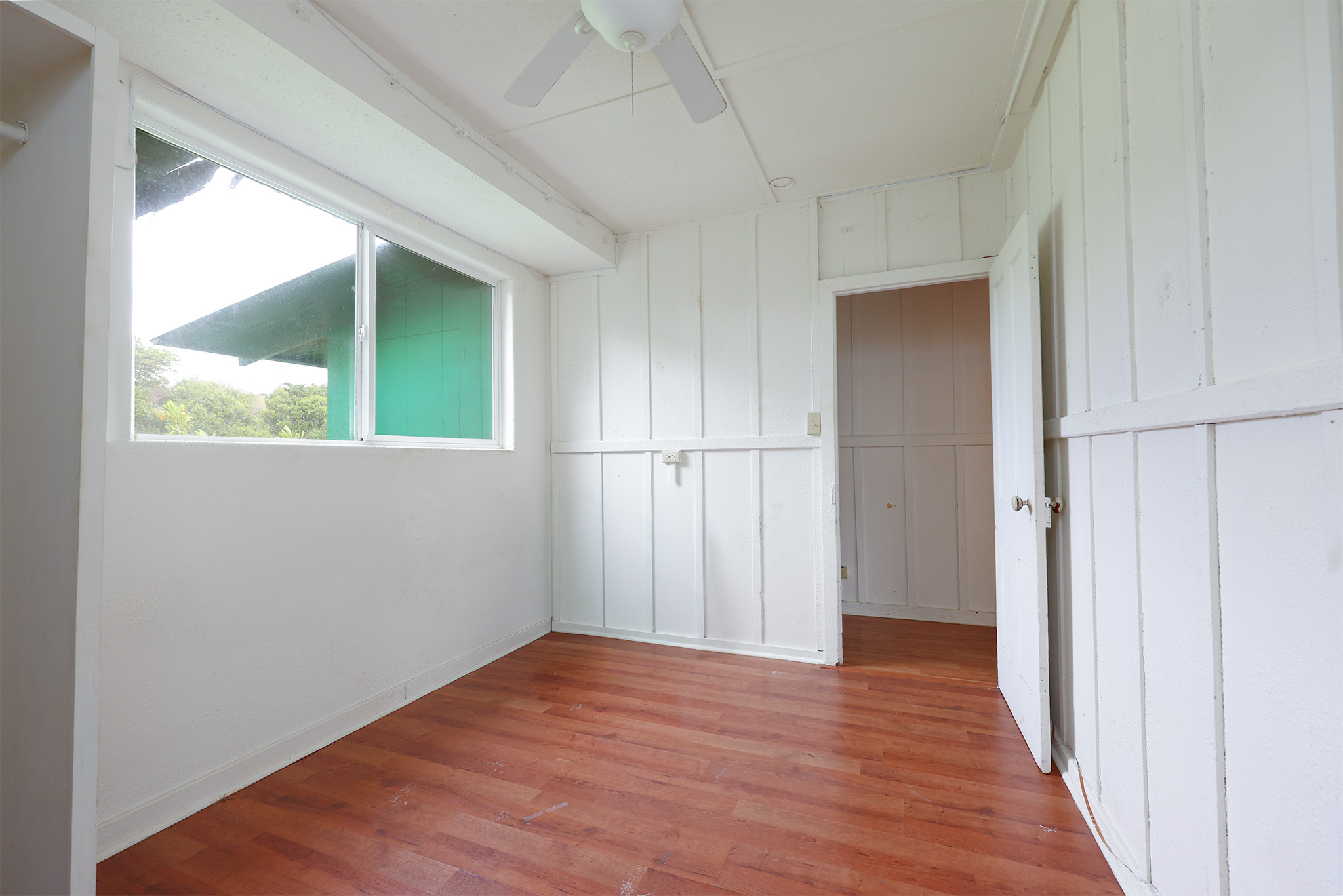 54-2379 Kynnersley Rd Property Photo 16
