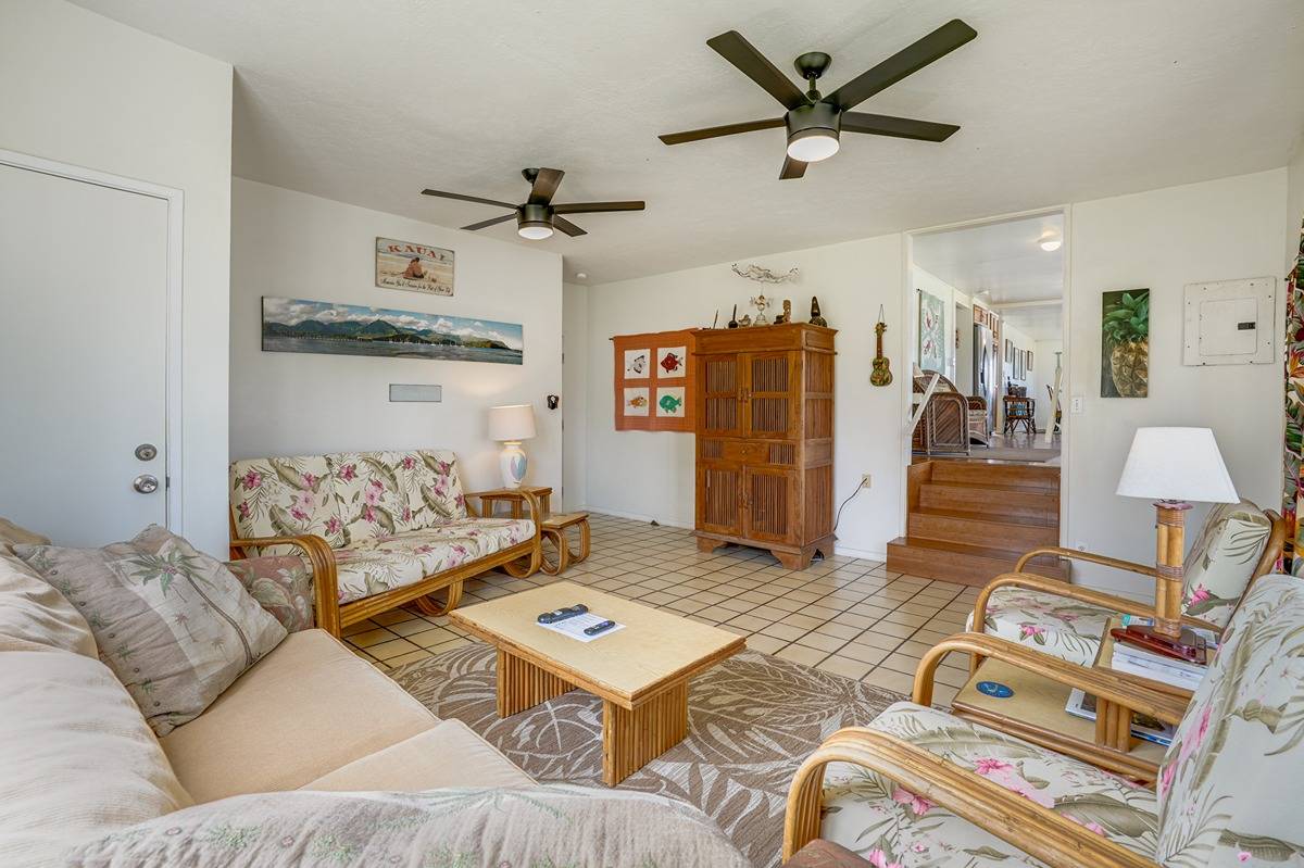 963 Niulani Rd Property Photo 11