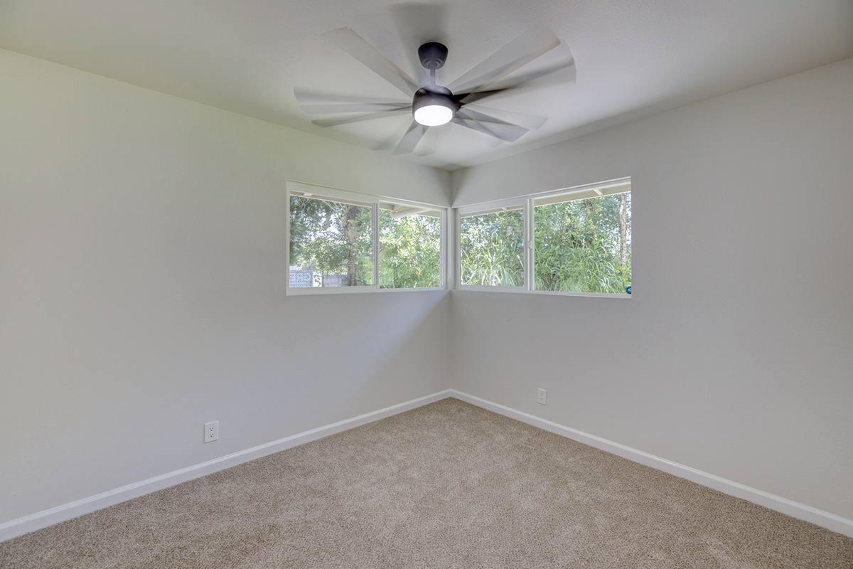 424 Puainako St Property Photo 12